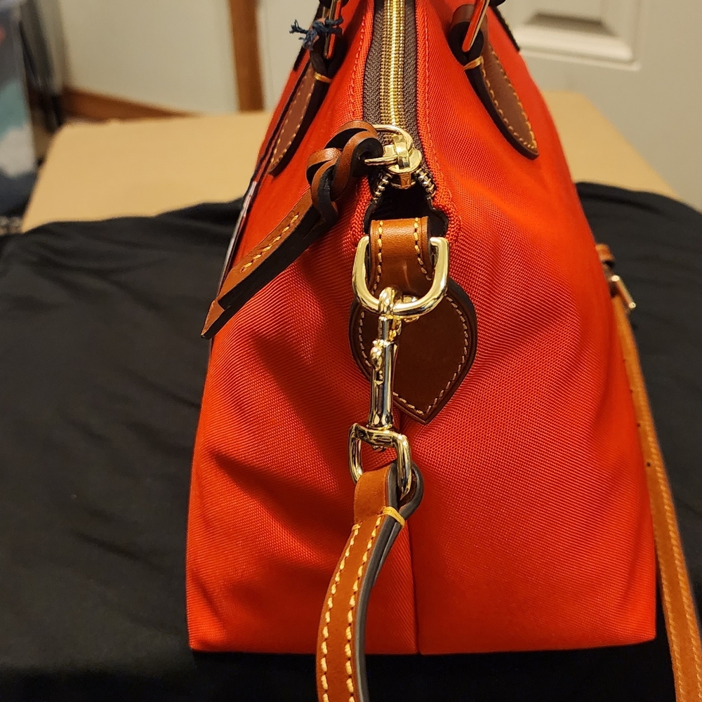 Dooney&Bourke Geena satchel - Picture 2 of 6